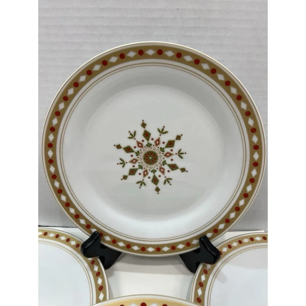 Pier 1 Import 4 Holiday Salad Dessert Plates White Gold Red Green Snowflake 7.5”